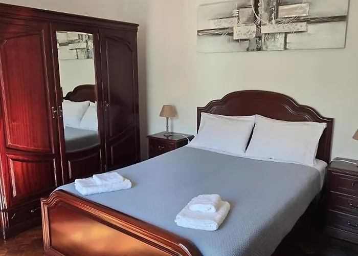 בית נופש Fifty's House 2 By Sam *